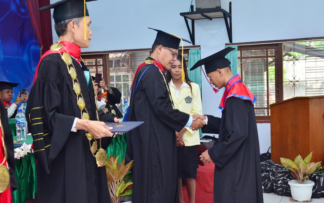 WISUDA STT MAGELANG TAHUN 2023